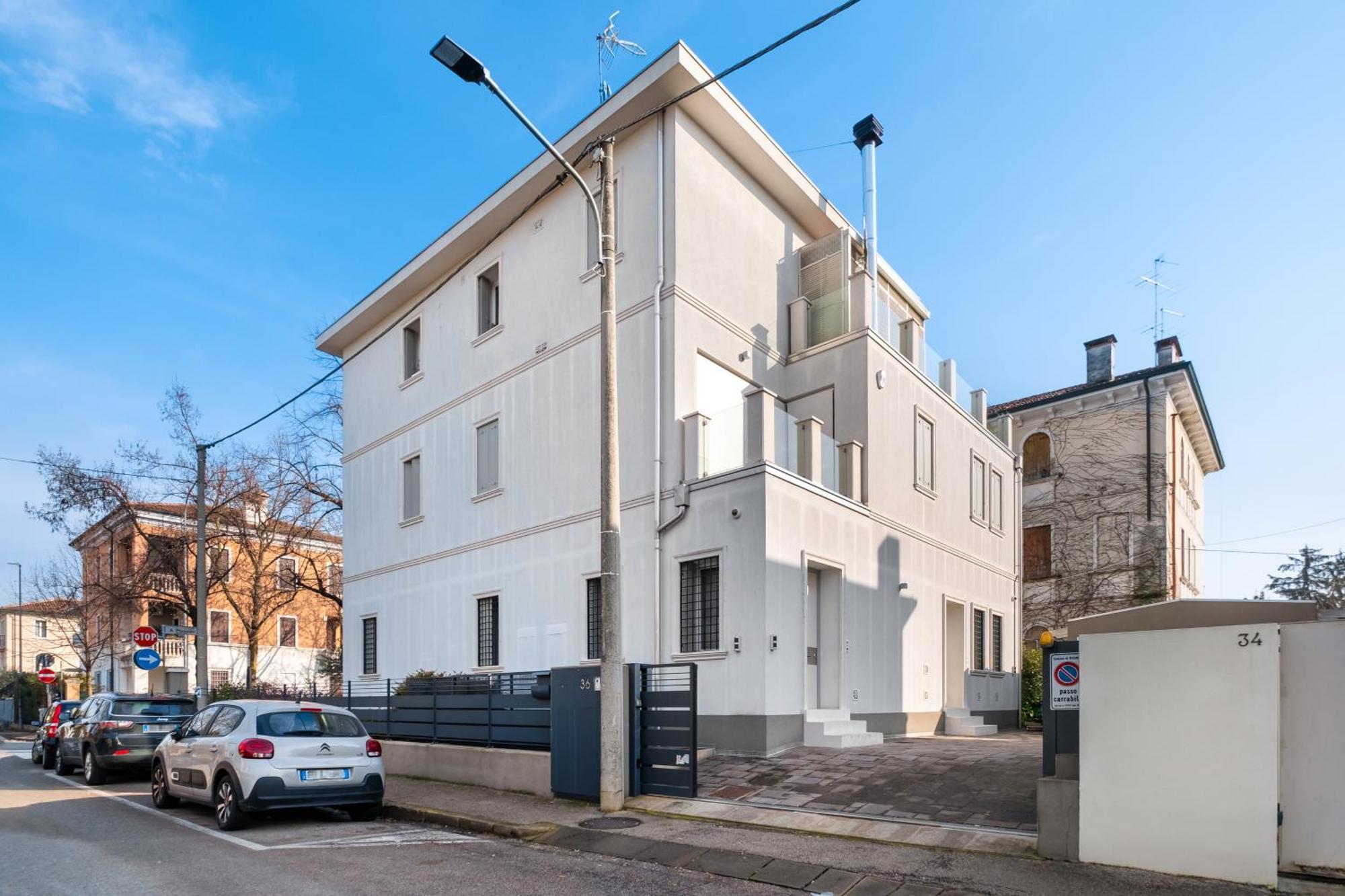 Civico 36 A Due Passi Dal Centro - Casa Guido Lejlighed Vicenza Eksteriør billede
